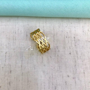 ANEL TRÊS FILEIRAS NAVETE BANHADO A OURO