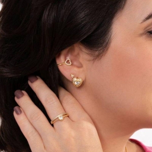 BRINCO CORAÇÃO AMORE BANHADO A OURO