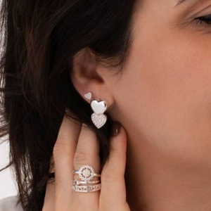 BRINCO CORAÇÃO BELLA ZIRCÔNIA BANHADO A PRATA