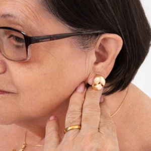 BRINCO GROVE BANHADO A OURO