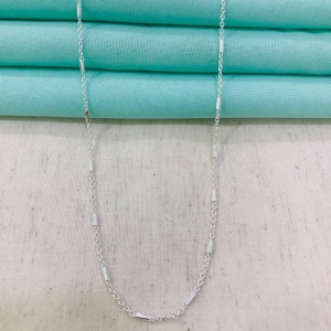 CHOKER CADEADO TUBO BANHADO PRATA