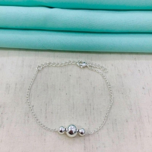PULSEIRA TRÊS ESFERAS BANHADA A PRATA