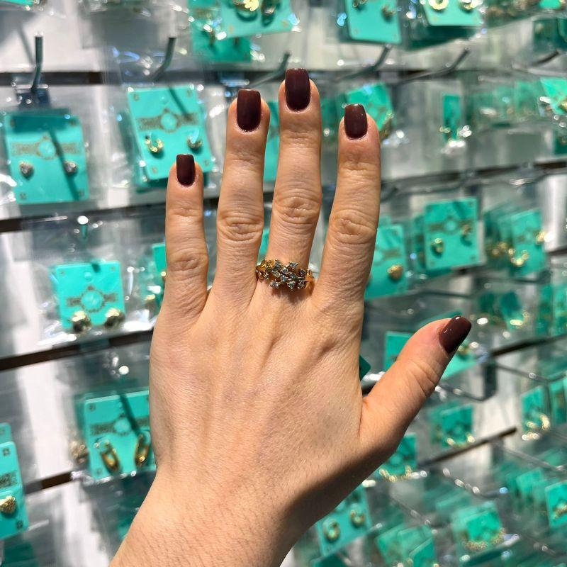 ANEL FOLHAS ZIRCÔNIA BANHADO A OURO