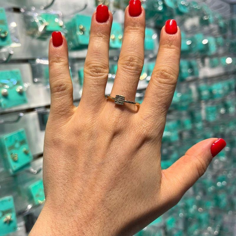 ANEL SOLITÁRIO QUADRADO BANHADO A OURO