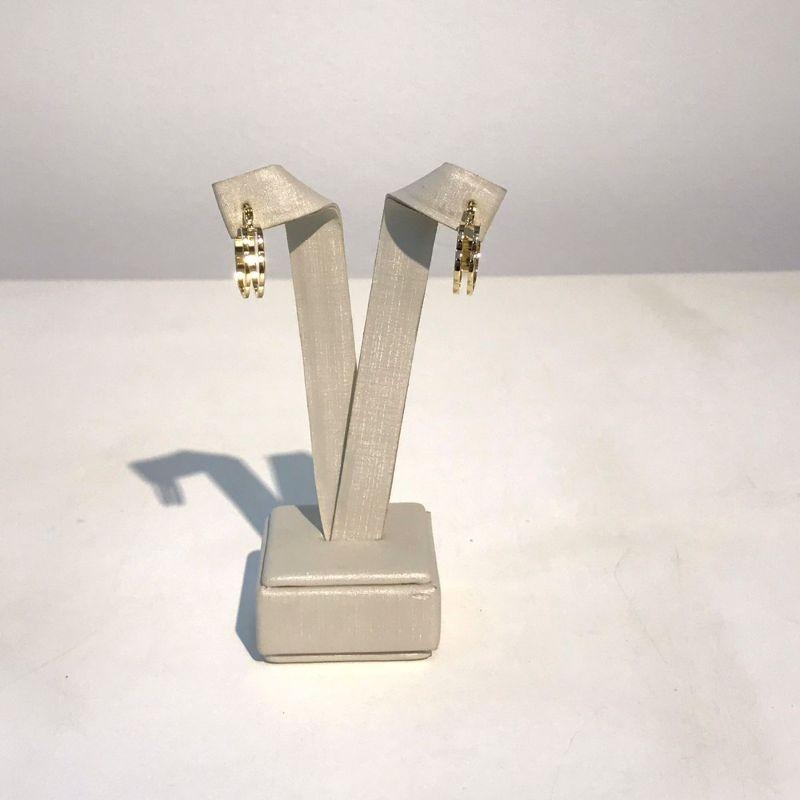 ARGOLA DUPLA FLOR BANHADO A OURO