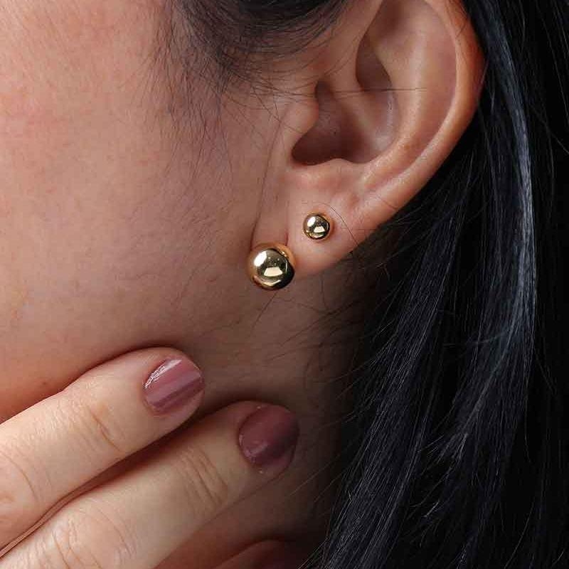 BRINCO ESFERA TAM M BANHADO A OURO