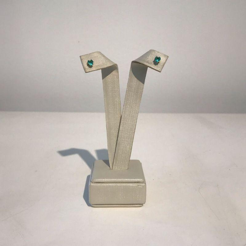 BRINCO MINI CORAÇÃO ZIRCÔNIA VERDE ÁGUA BANHADO A OURO