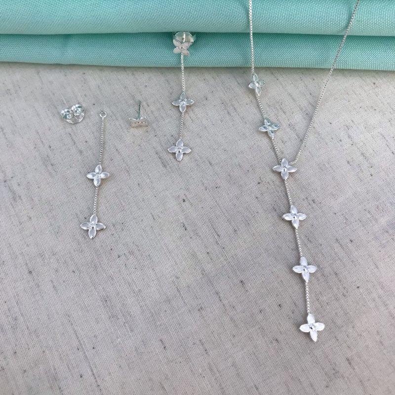 BRINCO SPRING BANHADO A PRATA