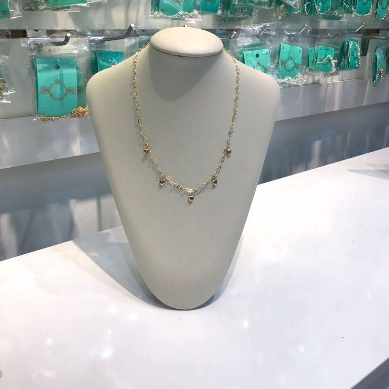 CHOKER MINI CORAÇÕES PINK BANHADO A OURO