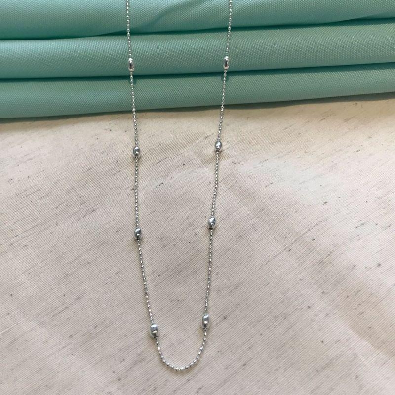 COLAR GRÃOS BANHADO A PRATA