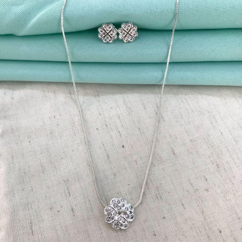 CONJUNTO TREVO CORAÇÃO EM ZIRCÔNIA BANHADO A PRATA