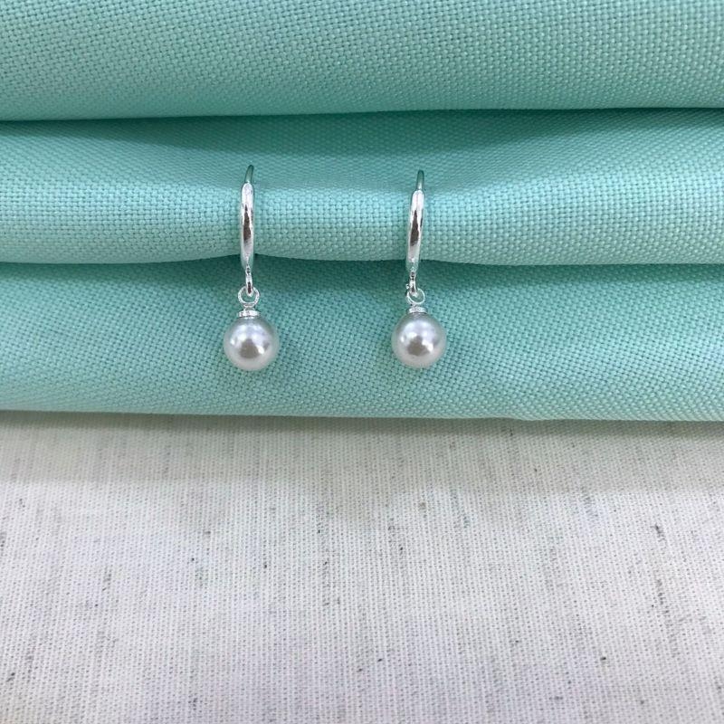 ARGOLINHA PÉROLA BANHADO A PRATA