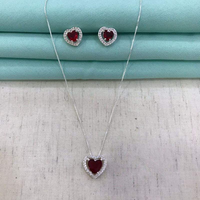 CONJUNTO CORAÇÃO VERMELHO COM ZIRCÔNIA BANHADO A PRATA