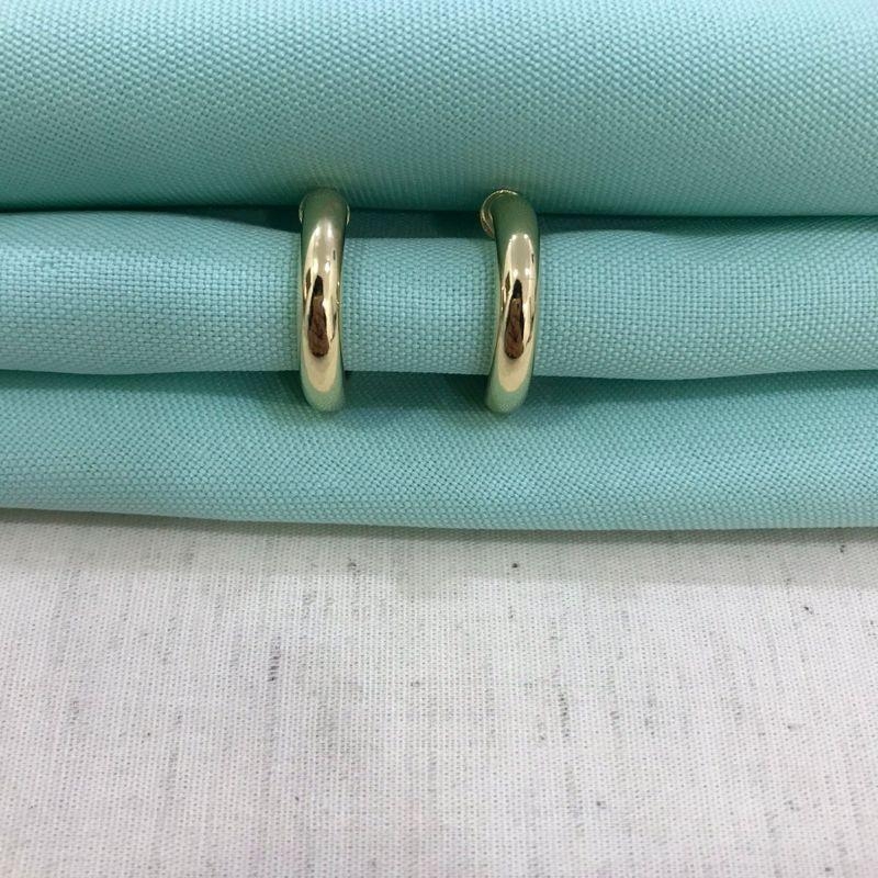 ARGOLA LARGA BANHADO A OURO