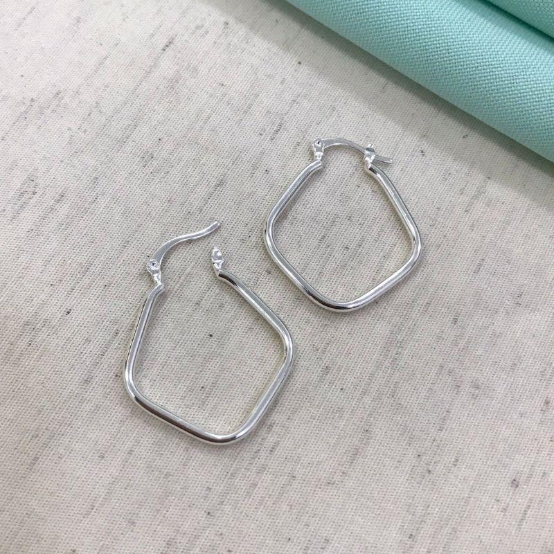 ARGOLA LOSANGO FECHO ITALIANO BANHADO A PRATA