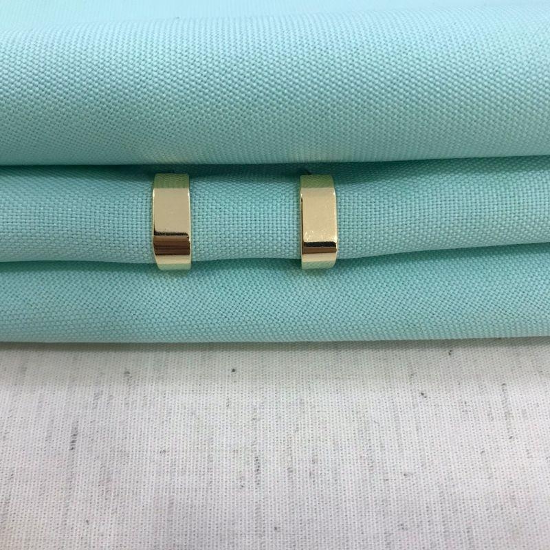 ARGOLA OVAL WIDE BANHADO A OURO