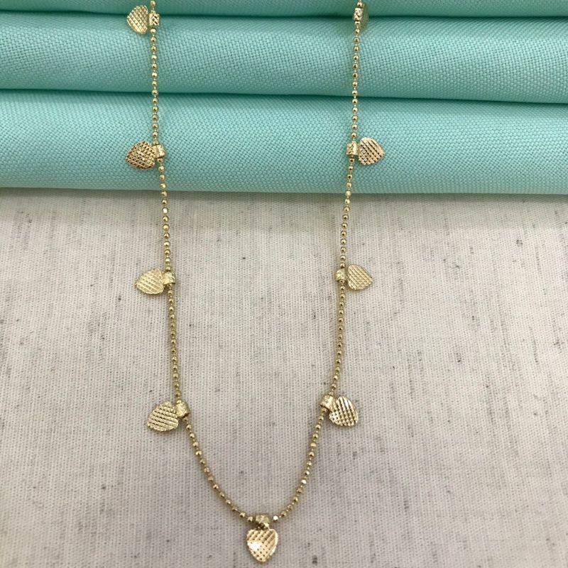 CHOKER CORAÇÃO MEDALHAS BANHADO A OURO