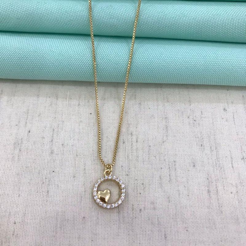 COLAR AMOR QUE PULSA ZIRCÔNIA BANHADO A OURO