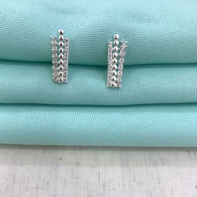 BRINCO  ESFERAS E ZIRCÔNIAS BANHADO A PRATA