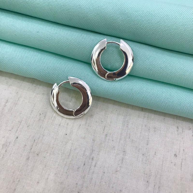 ARGOLA OVAL LINEA TAM G BANHADO A PRATA