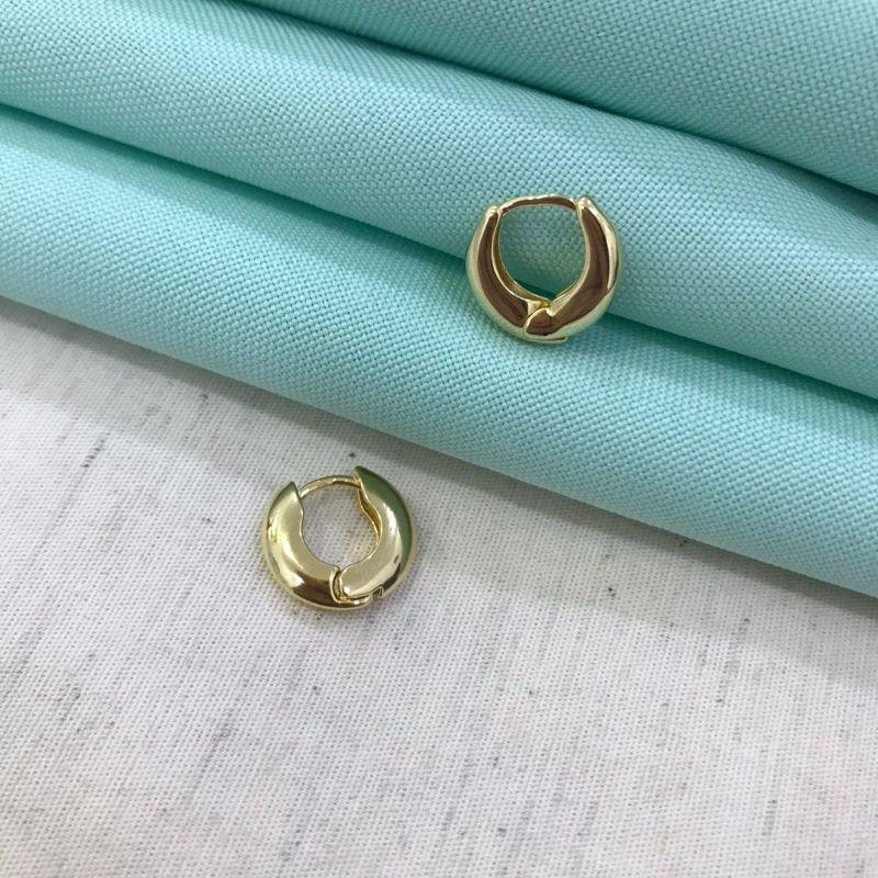 ARGOLA OVAL LINEA TAM P BANHADO A OURO