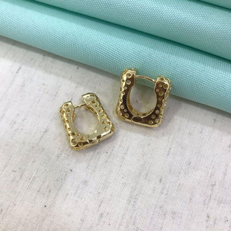 ARGOLA QUADRADA TAM G BANHADO A OURO