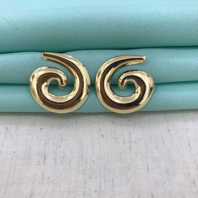 BRINCO MAXI BANHADO A OURO