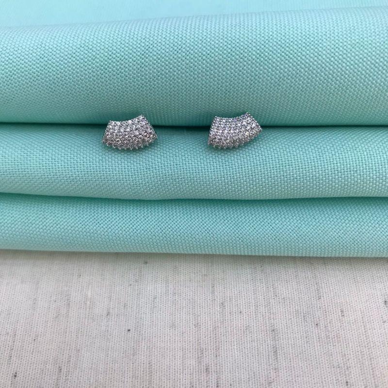 BRINCO MAGNIFIQUE BANHADO A PRATA