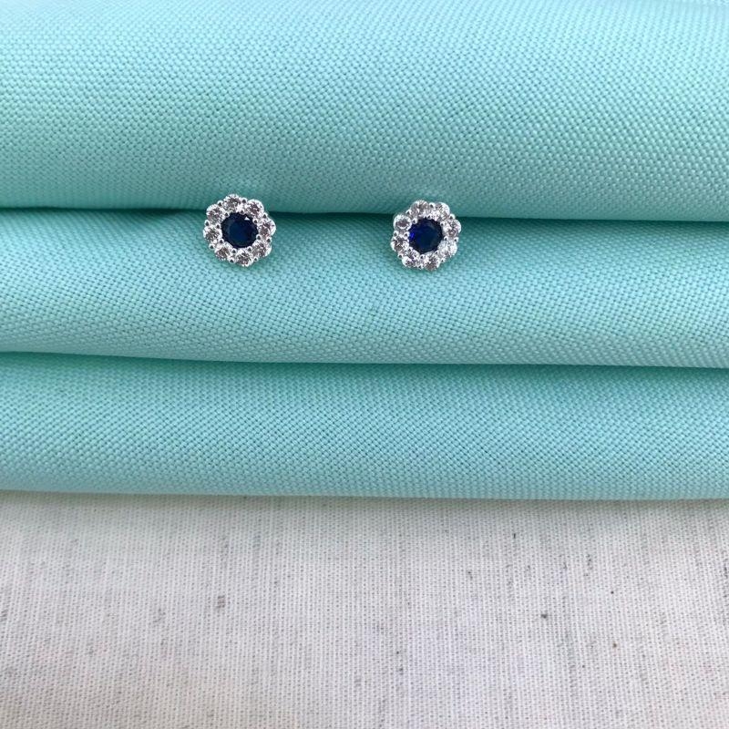 BRINCO ZIRC AZUL BANHADO A PRATA