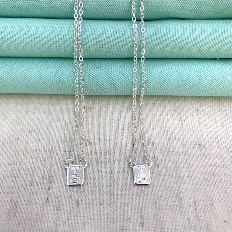 ESCAPULÁRIO PAI NOSSO BANHADO A PRATA