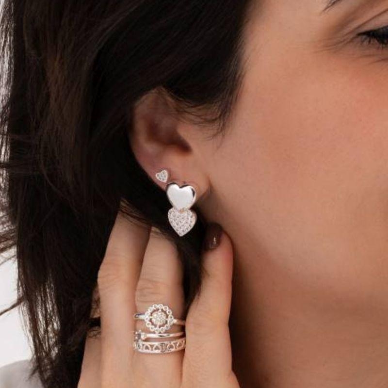 BRINCO CORAÇÃO BELLA ZIRCÔNIA BANHADO A PRATA