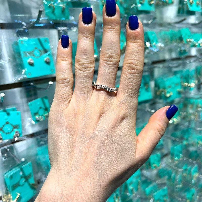 ANEL FLUIR ZIRCÔNIA E LISO BANHADO A PRATA