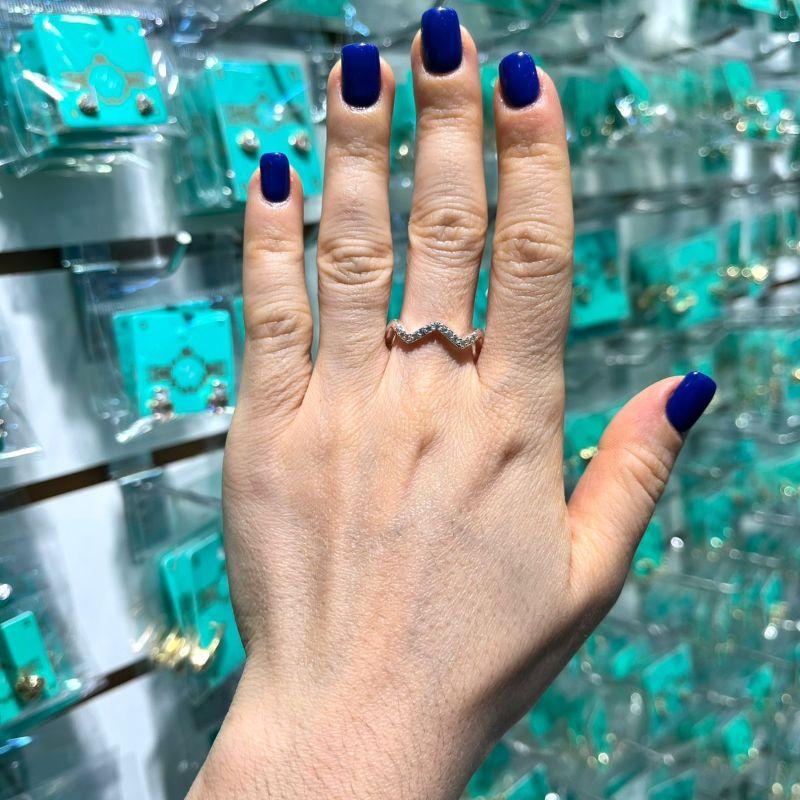 ANEL ONDULADO ZIRCÔNIA BANHADO A PRATA