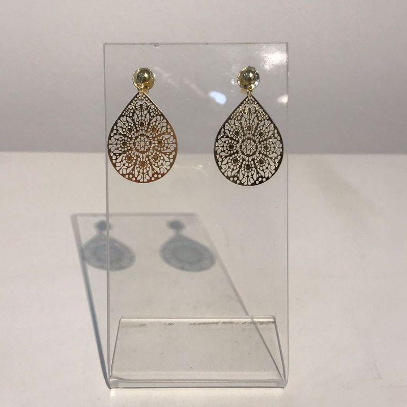 BRINCO FLOR DE RENDA BANHADO A OURO