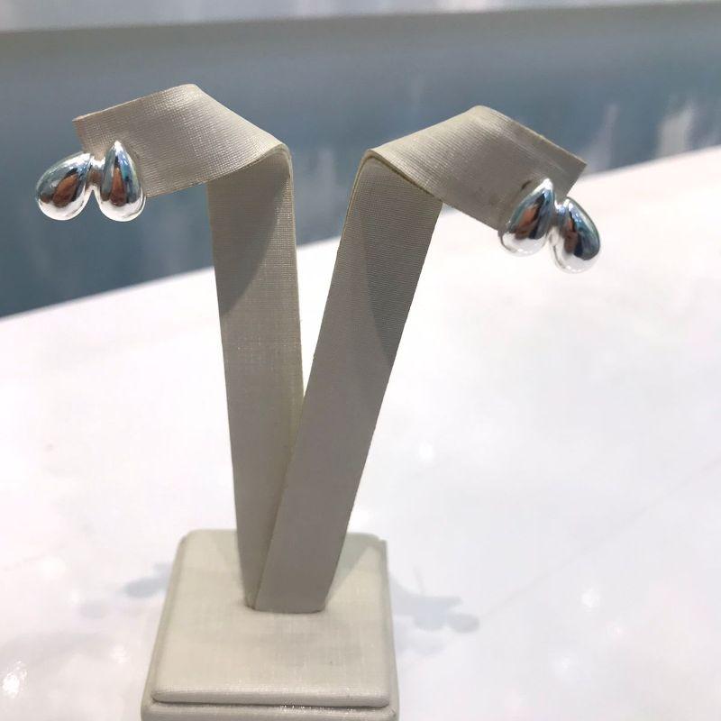 BRINCO GOTA DUPLA BANHADO A PRATA