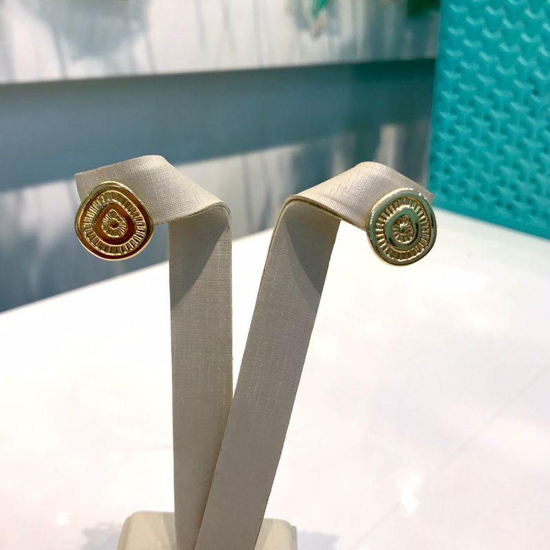 BRINCO ORGÂNICO DESIGN BANHADO A OURO