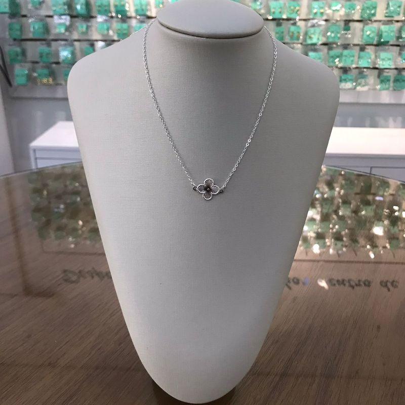 CHOKER TREVO BANHADO A PRATA