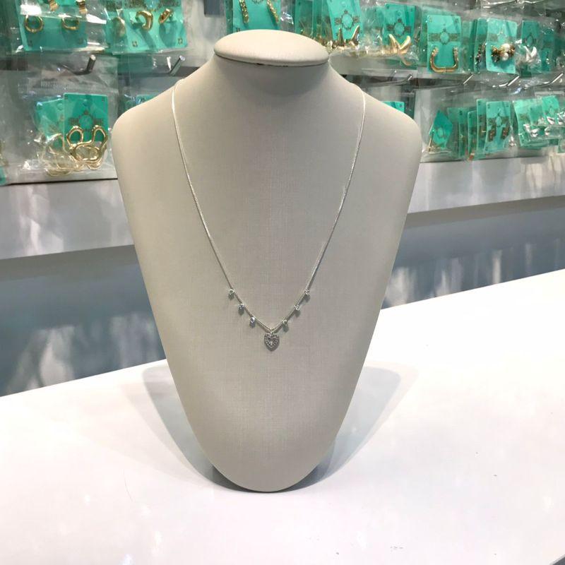 COLAR CORAÇÃO EM ZIRCÔNIA COM PONTO DE LUZ BANHADO A PRATA