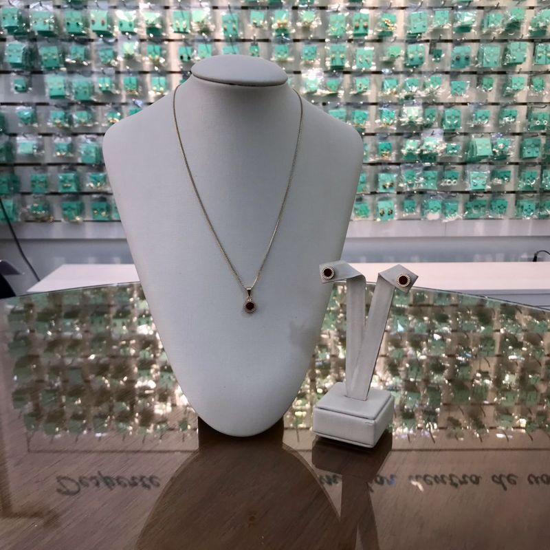 CONJUNTO RELUZ ZIRCÔNIA PRETA BANHADO A OURO