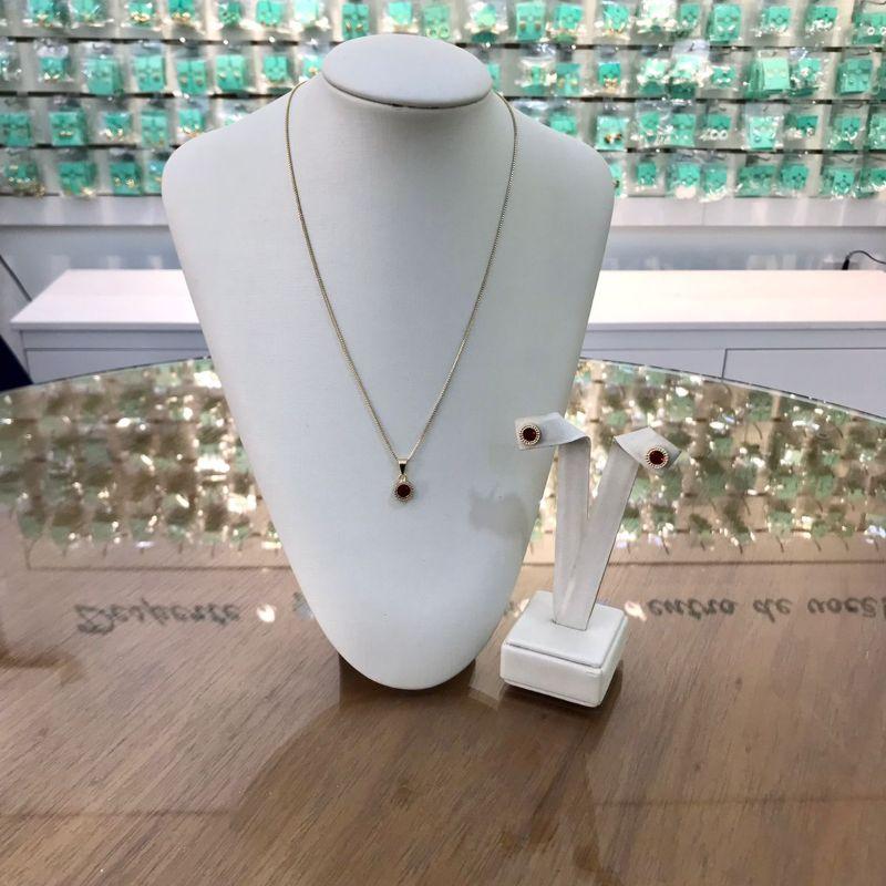 CONJUNTO RELUZ ZIRCÔNIA VERMELHA BANHADO A OURO