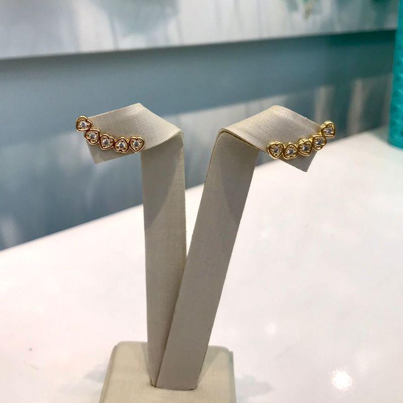 EARCUFF CORAÇÕES EM ZIRCÔNIA BANHADO A OURO