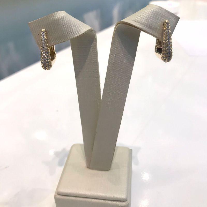 ARGOLA QUADRADA ZIRCÔNIA BANHADO A OURO