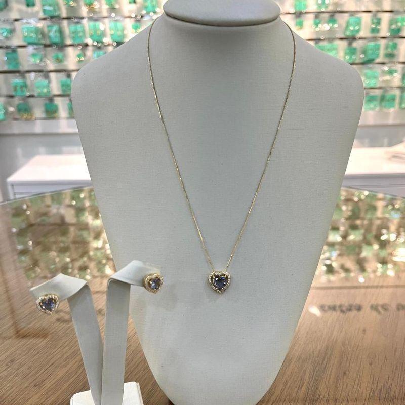 CONJUNTO CORAÇÃO LILÁS COM ZIRCÔNIA BANHADO A OURO
