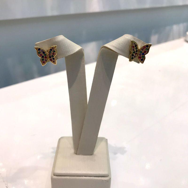 BORBOLETA CRAVEJADA EM ZIRCÔNIA COLORIDA BANHADO A OURO