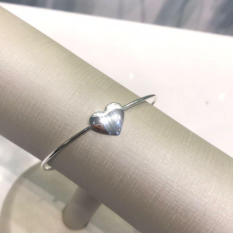 BRACELETE ARO CORAÇÃO BANHADO A PRATA