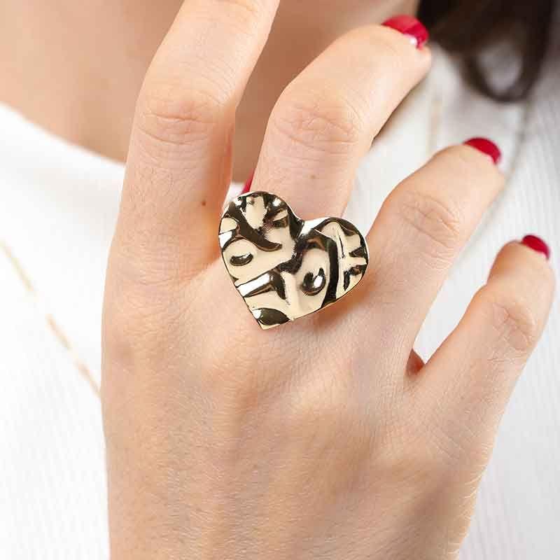 ANEL CORAÇÃO DESIGN AMASSADO REGULÁVEL BANHADO A OURO