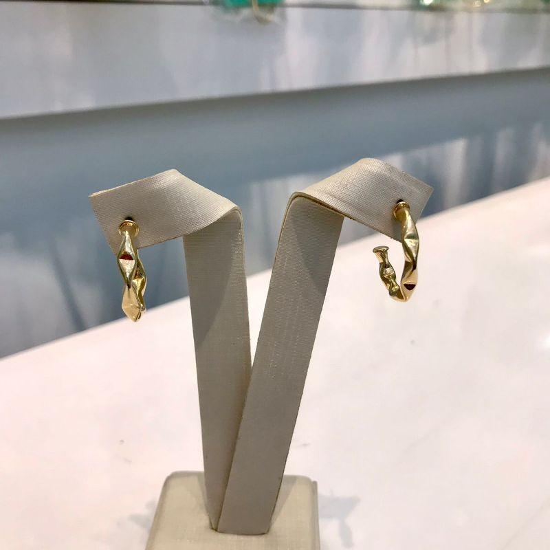 ARGOLA ORGÂNICA BANHADO A OURO