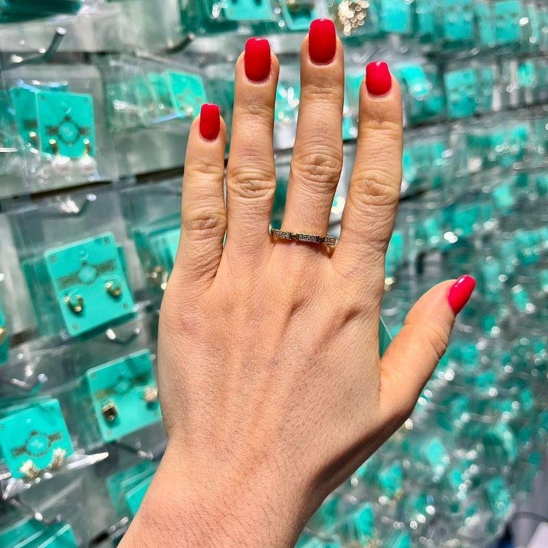 ANEL RETANGULAR EM ZIRCÔNIA BANHADO A OURO