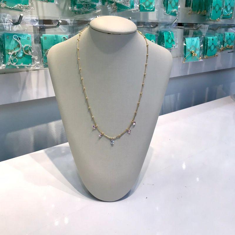 COLAR TIFFANY ROSA E CRISTAL BANHADO A OURO