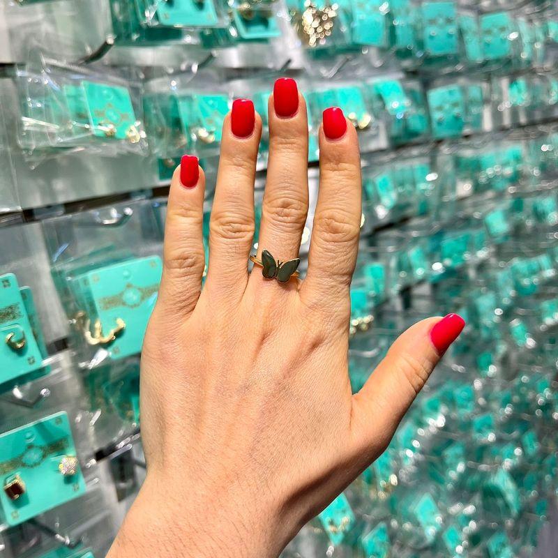 ANEL BORBOLETA REGULÁVEL BANHADO A OURO